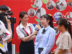 湖北電視臺《真的在點(diǎn)》走進(jìn)武漢新華電腦學(xué)校，探索職業(yè)教育新模式！